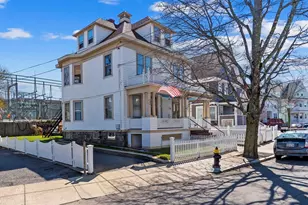 10 Alcott St, Boston, MA 02134 - Photo 31