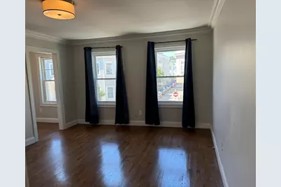 711 E 7th St, Boston, MA 02127 - Photo 9