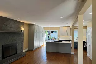 711 E 7th St, Boston, MA 02127 - Photo 5