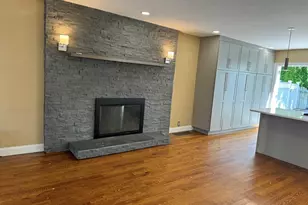 711 E 7th St, Boston, MA 02127 - Photo 7