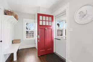 9 Crown St, Milton, MA 02186 - Photo 3