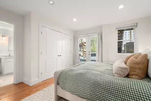 413 E 7th St, Boston, MA 02127 - Photo 19