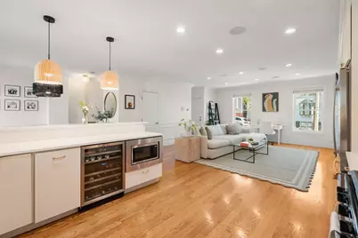 413 E 7th St #1, Boston, MA 02127 - Photo 9