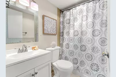 51 Melrose St #2D, Melrose, MA 02176 - Photo 19