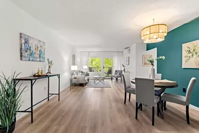 51 Melrose St #2D, Melrose, MA 02176 - Photo 3