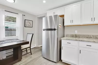 130 Fieldston St, Springfield, MA 01119 - Photo 9
