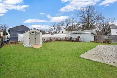 130 Fieldston St, Springfield, MA 01119 - Photo 23