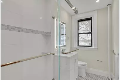 114 Fenway #6, Boston, MA 02115 - Photo 11