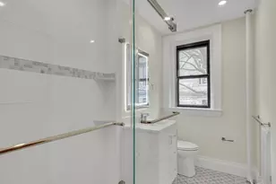 114 Fenway, Boston, MA 02115 - Photo 11