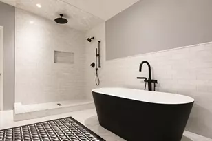 31 Westmore Rd, Boston, MA 02126 - Photo 7