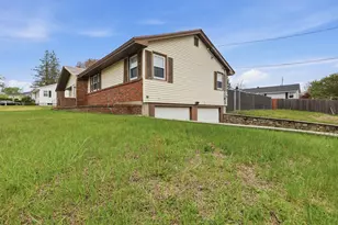 10 Deluca Rd, Milford, MA 01757 - Photo 3