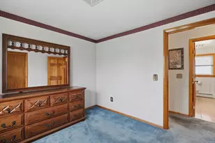 10 Deluca Rd, Milford, MA 01757 - Photo 27