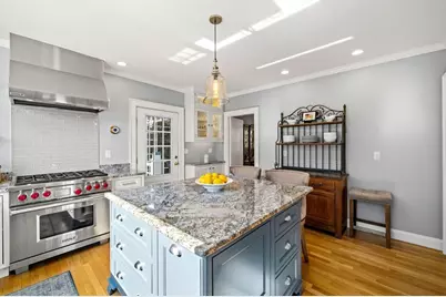 57 Garden Rd, Lowell, MA 01852 - Photo 9