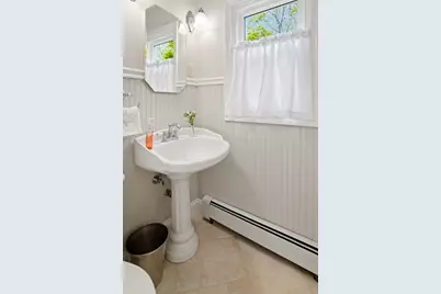 349 Washington St, Melrose, MA 02176 - Photo 13