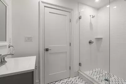 15 Sterling St, Newton, MA 02465 - Photo 25