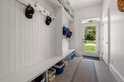 15 Sterling St, Newton, MA 02465 - Photo 31