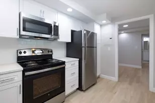 7 Stonehill, Stoneham, MA 02180 - Photo 5