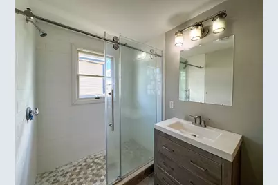 123-125 Laurel St, Malden, MA 02148 - Photo 29