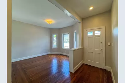 123-125 Laurel St, Malden, MA 02148 - Photo 5