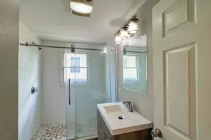 123-125 Laurel St, Malden, MA 02148 - Photo 31