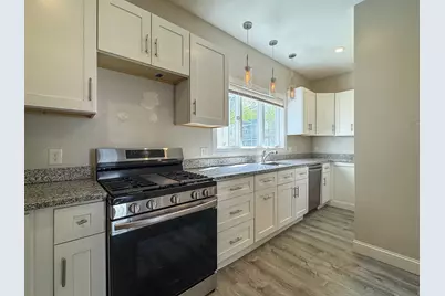 123-125 Laurel St, Malden, MA 02148 - Photo 21
