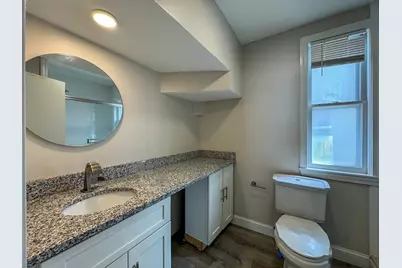 123-125 Laurel St, Malden, MA 02148 - Photo 17