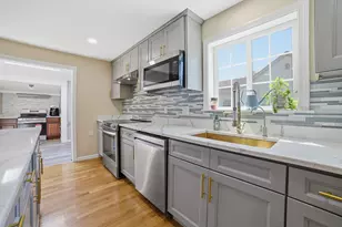 11 Hampton St, Auburn, MA 01501 - Photo 7