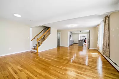 11 Hampton St, Auburn, MA 01501 - Photo 5