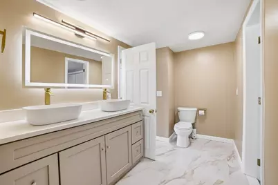 11 Hampton St, Auburn, MA 01501 - Photo 29