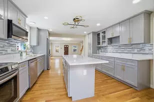 11 Hampton St, Auburn, MA 01501 - Photo 11