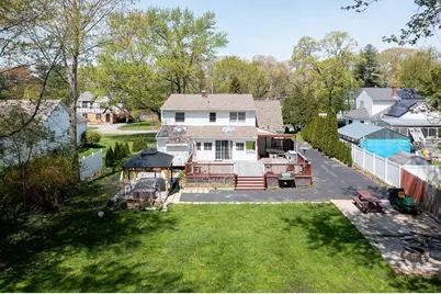 11 Hampton St, Auburn, MA 01501 - Photo 37