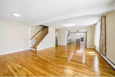 11 Hampton St, Auburn, MA 01501 - Photo 5