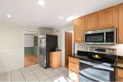 4 Strout Ave, Lynnfield, MA 01940 - Photo 17