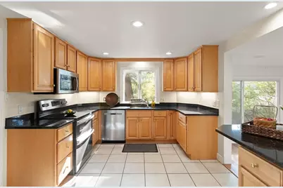 4 Strout Ave, Lynnfield, MA 01940 - Photo 21