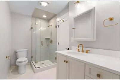 301 North #7, Wakefield, MA 01880 - Photo 5