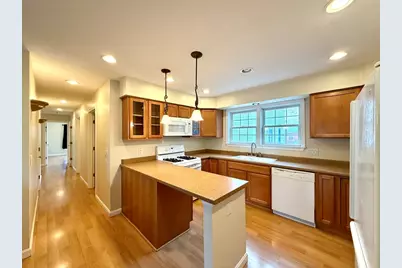63 Ellerton St, Revere, MA 02151 - Photo 33