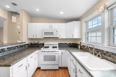 63 Ellerton St, Revere, MA 02151 - Photo 17