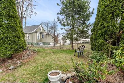 63 Ellerton St, Revere, MA 02151 - Photo 35