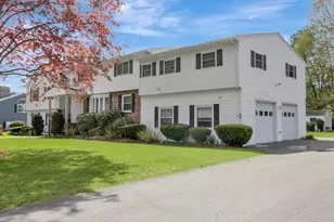 16 Indian Rock Dr, Saugus, MA 01906 - Photo 3