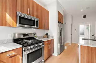 19 Cooper St, Boston, MA 02113 - Photo 3
