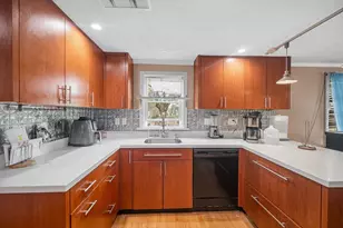 20 Fairmount St, Randolph, MA 02368 - Photo 11