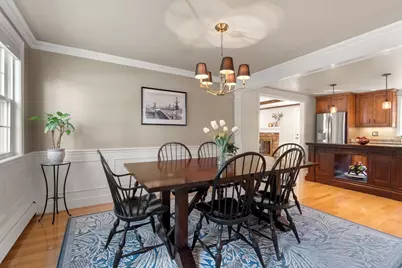 22 Crest Rd, Framingham, MA 01702 - Photo 13
