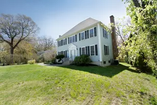 28 Rosedale Ave, Shrewsbury, MA 01545 - Photo 3