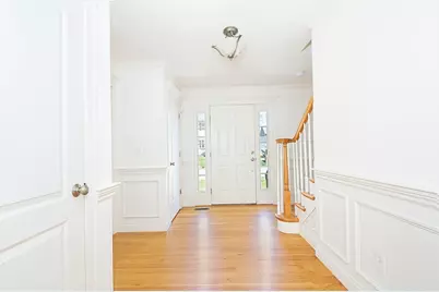 28 Rosedale Ave, Shrewsbury, MA 01545 - Photo 9