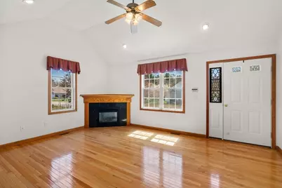 20 Harmony Crossing, East Bridgewater, MA 02333 - Photo 9