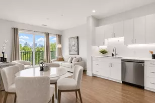 205 Maverick St, Boston, MA 02128 - Photo 5