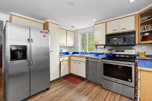64 High St, Rockport, MA 01966 - Photo 7