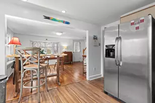 64 High St, Rockport, MA 01966 - Photo 9