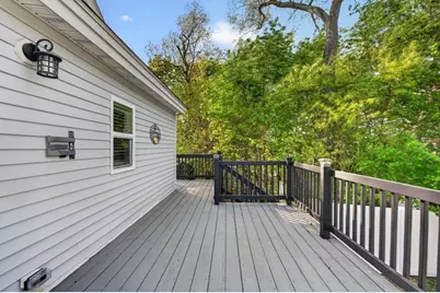 423 Textile Ave, Dracut, MA 01826 - Photo 25