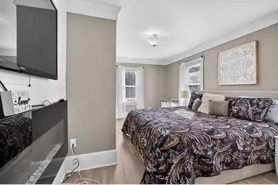 423 Textile Ave, Dracut, MA 01826 - Photo 17